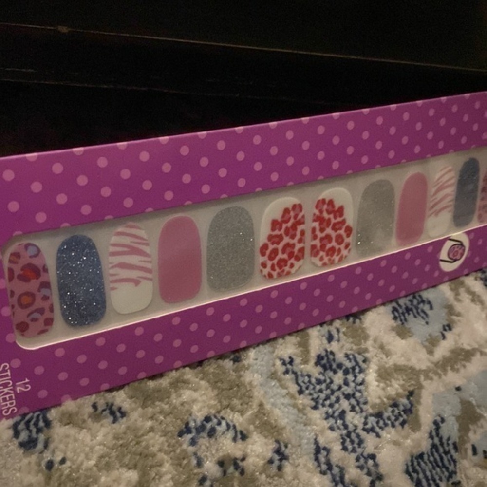 Pop arazzi nail polish stickers